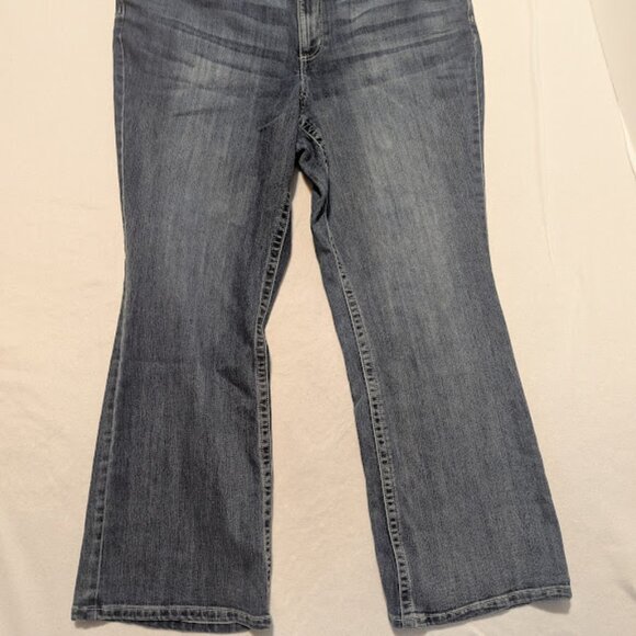Maurice's Denim Jeans High-Rise Curvy Bootcut Size 24W - Picture 1 of 9